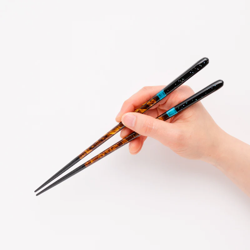 Chopstick Pair (Yozora & Akatsuki) Paulownia Gift Box w/ Chopstick Holder - Image 5