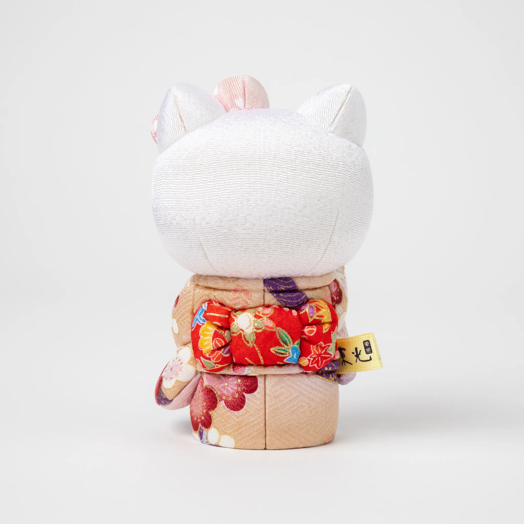 Edo Kimekomi Kimono Maneki Hello Kitty Pink - Image 4