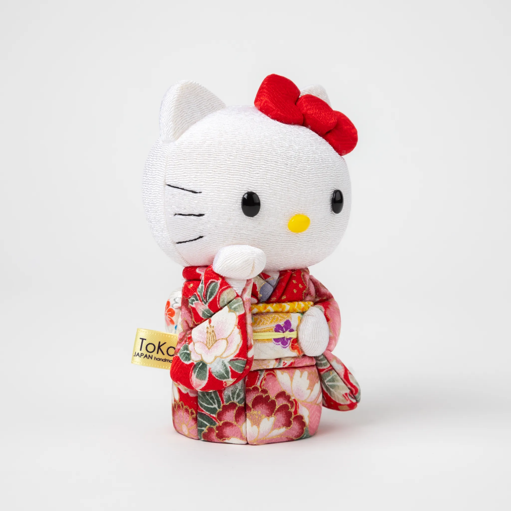 Edo Kimekomi Kimono Maneki Hello Kitty Red - Image 3