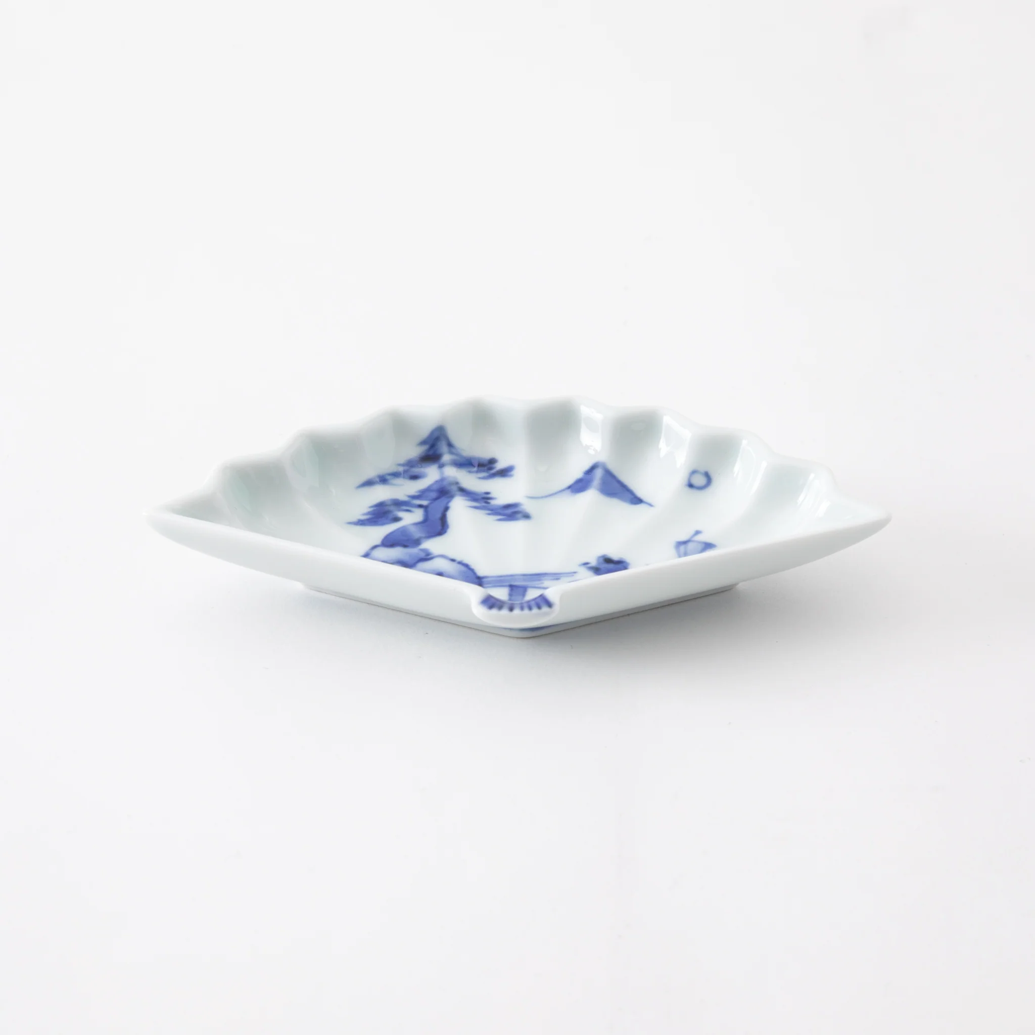 Keizan Kiln Arita Sansui Fan-Shaped Sauce Dish - Image 4