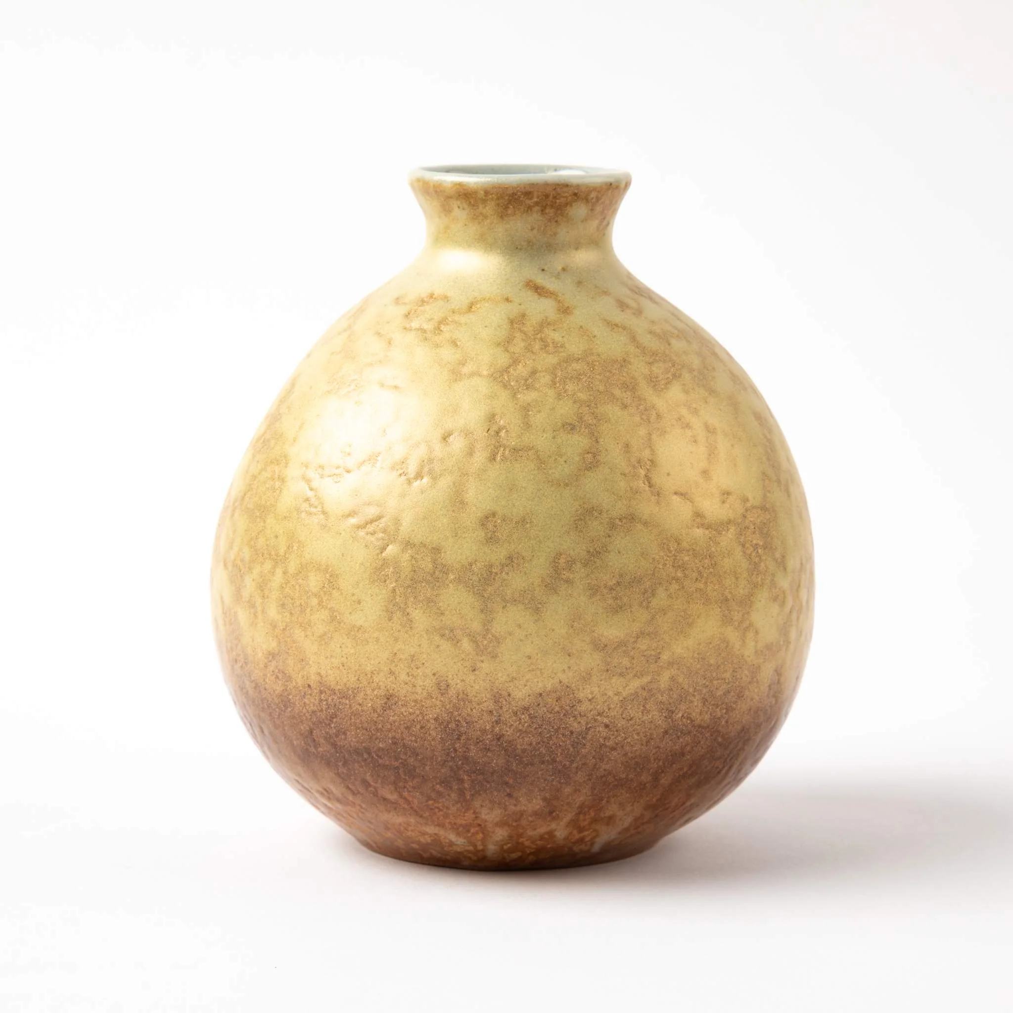 Kutani Gold Leaf Sake Set - Image 4