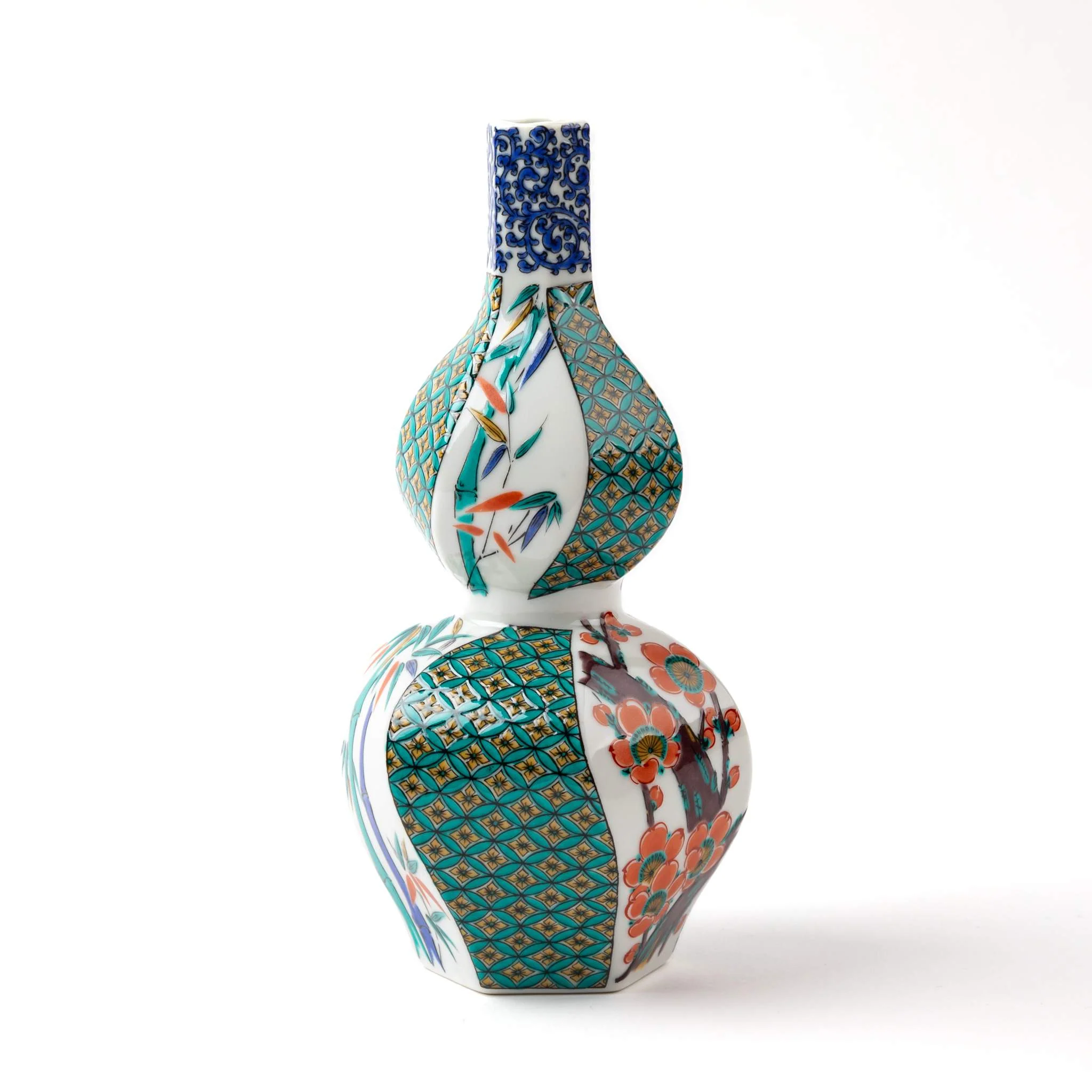 Kutani Pine, Bamboo and Plum Sake Set - Image 3