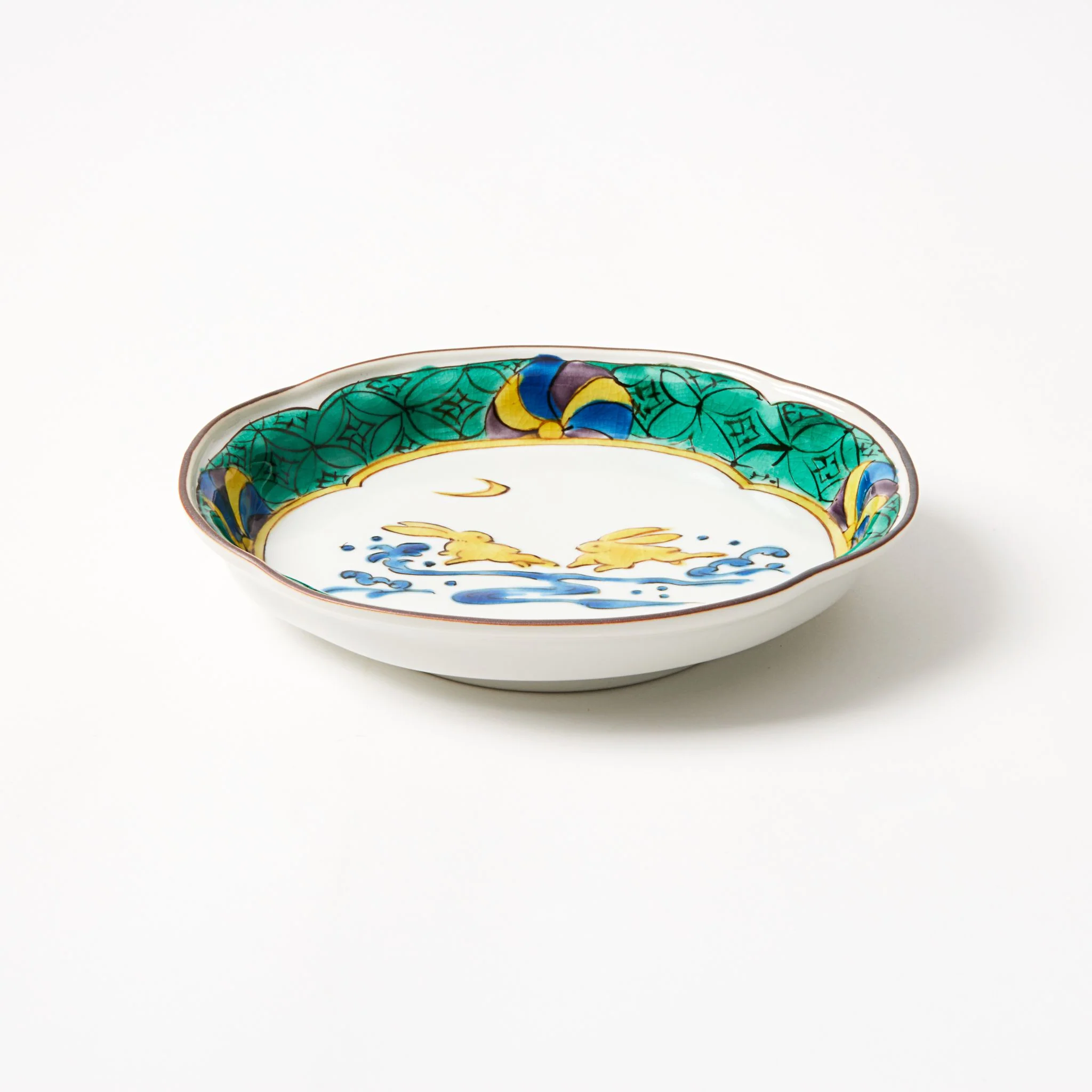 Kutani Rabbit Petal Rimmed Plate - Image 3
