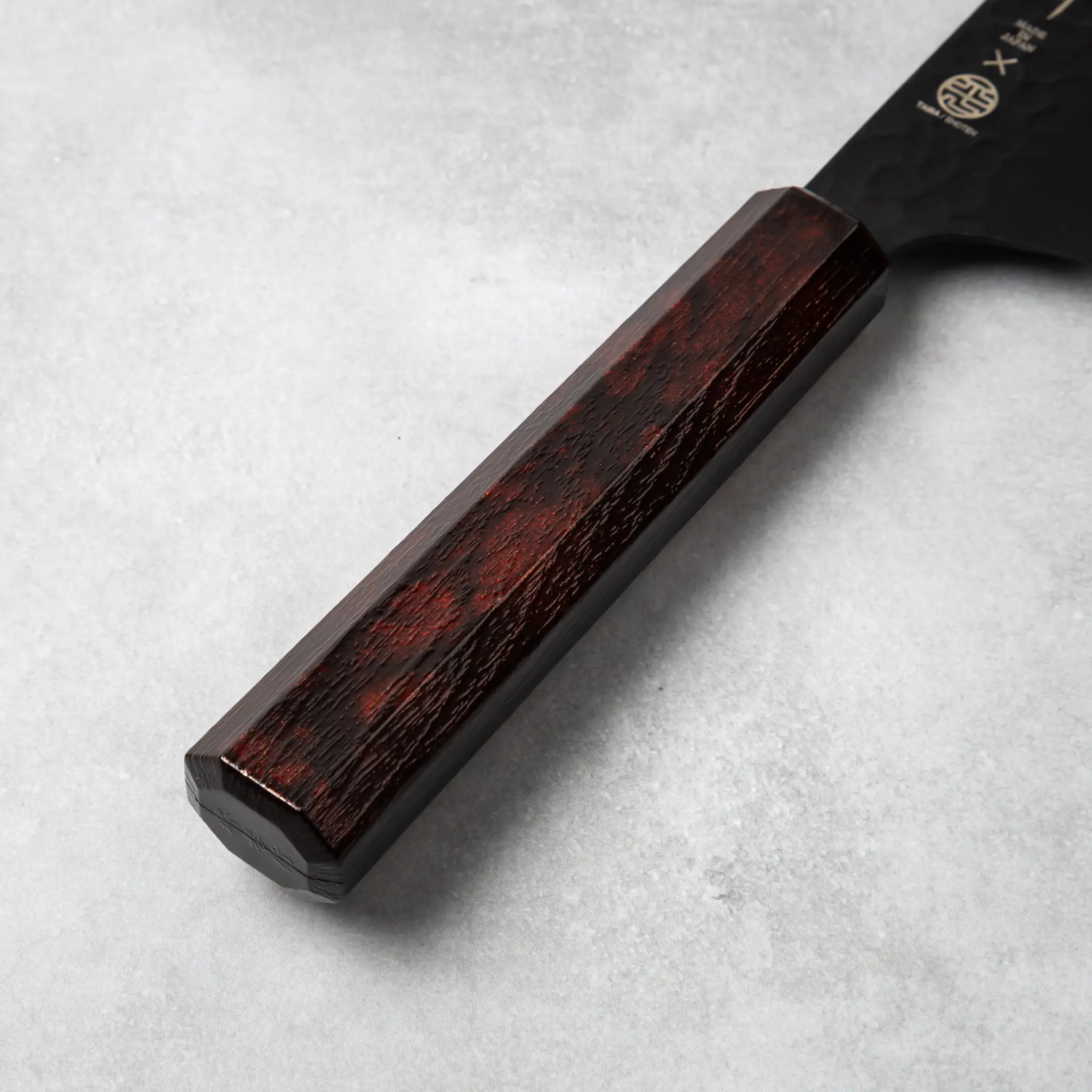 Sakai Takayuki Kurokage VG10 Kengata Santoku Knife Burgundy Handle - Image 3