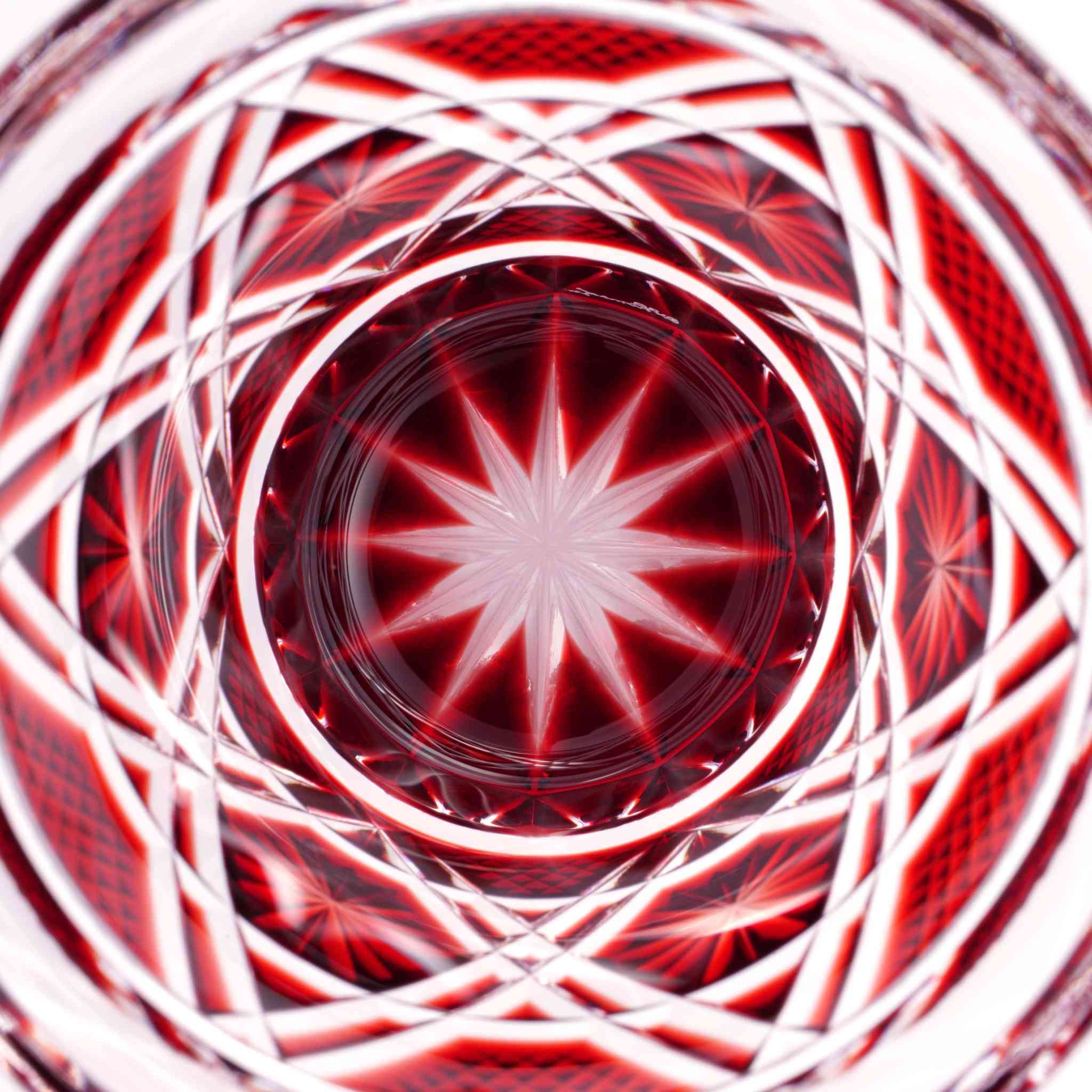 Satsuma Kiriko Sake Glass Crimson - Image 4