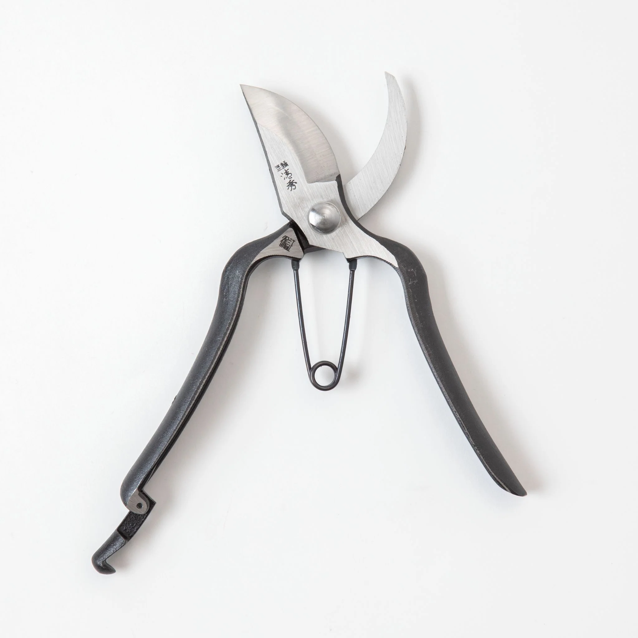 Tsurumaki Pruning Shears (Gold Stop) - Image 4